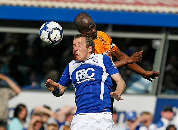 蓋不僅僅依 蓋不僅僅依